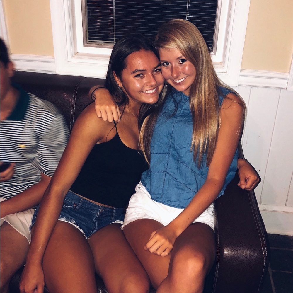 Meet your Posher, Lindsey